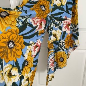 Summer rayon jumpsuit. Size M NWT